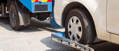 wheel lift towing in Philadelphia, PA